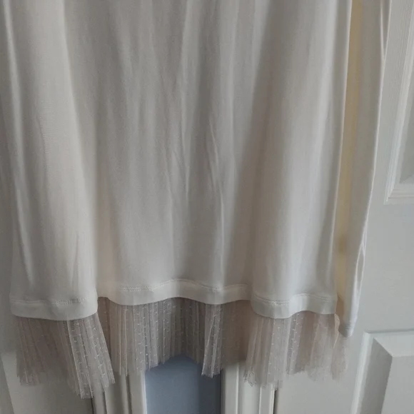 LOGO Layers by Lori Goldstein Sleeves Tunic Top with Accordion Pleated Trim L - Picture 2 of 12